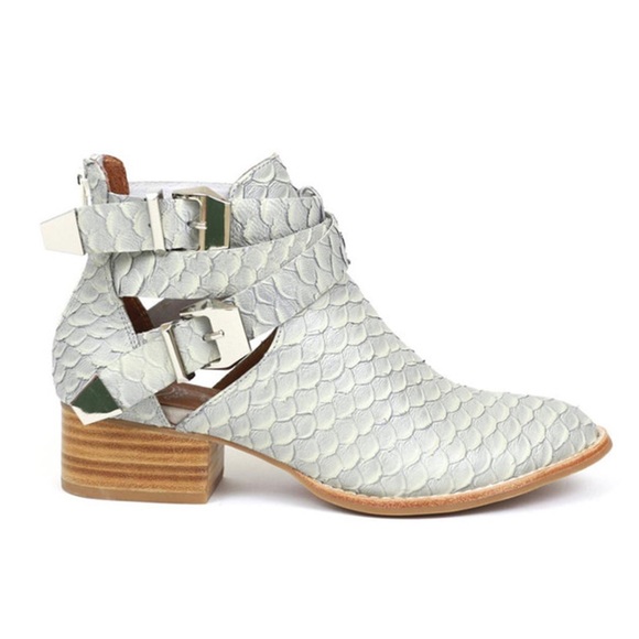 Jeffrey Campbell Everly Booties ✨ - Picture 2 of 8